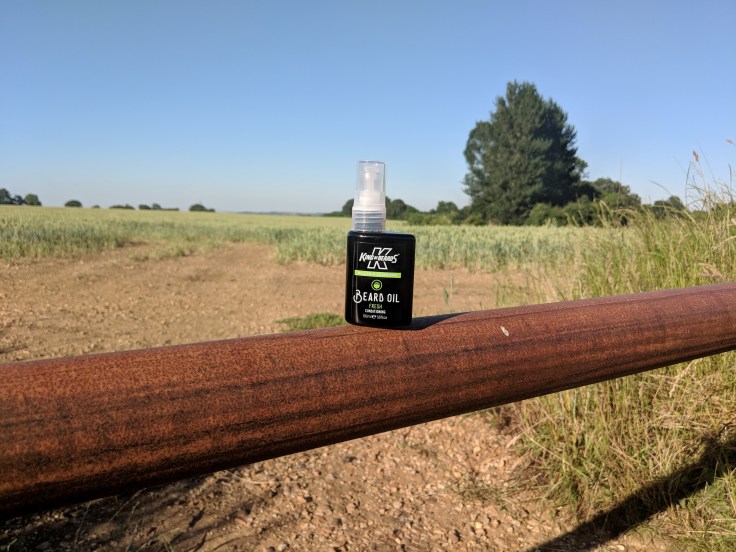 Maker:0x4c,Date:2017-11-1,Ver:4,Lens:Kan03,Act:Lar01,E-Y